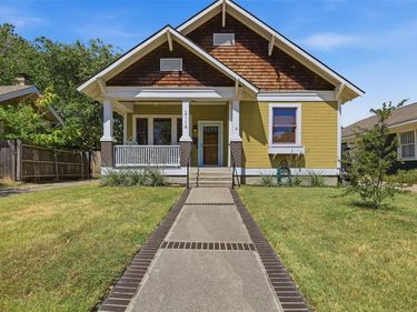 2114 Hurley Avenue, Fort Worth, TX 76110