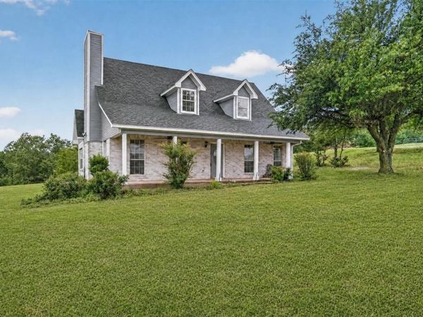 4697 Holbrook Road, Springtown, TX 76082