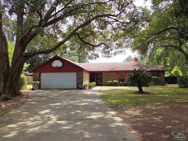 2410 Cavalla Loop, Pensacola, FL 32526