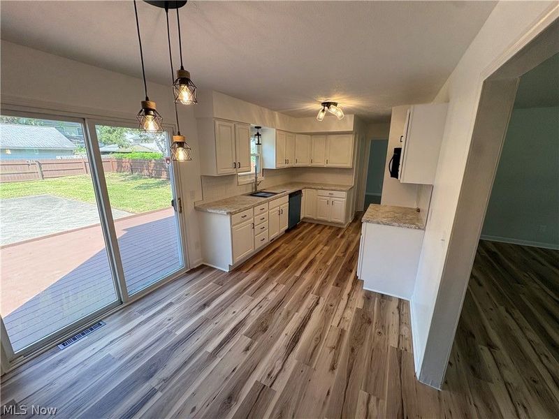 983 Jean Avenue , Akron, OH 44310 Photo 7