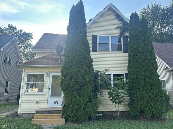 881 Harbor Street , Conneaut, OH 44030