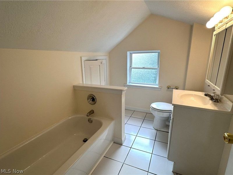 881 Harbor Street , Conneaut, OH 44030 Photo 31