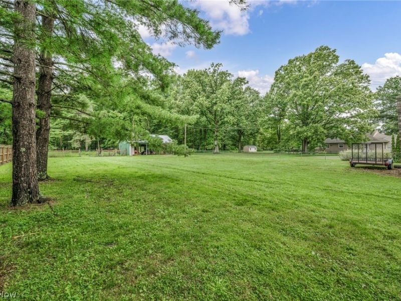 11690 Durkee Road , Grafton, OH 44044 Photo 12