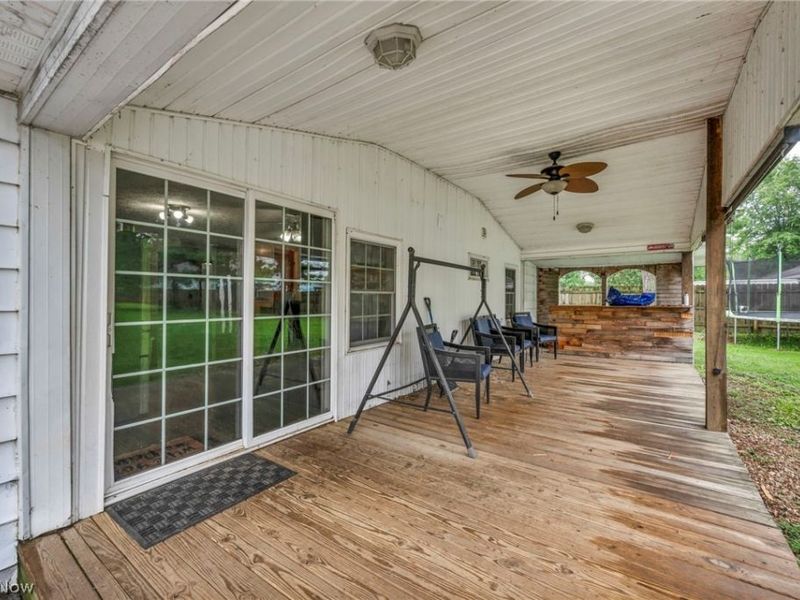 11690 Durkee Road , Grafton, OH 44044 Photo 8