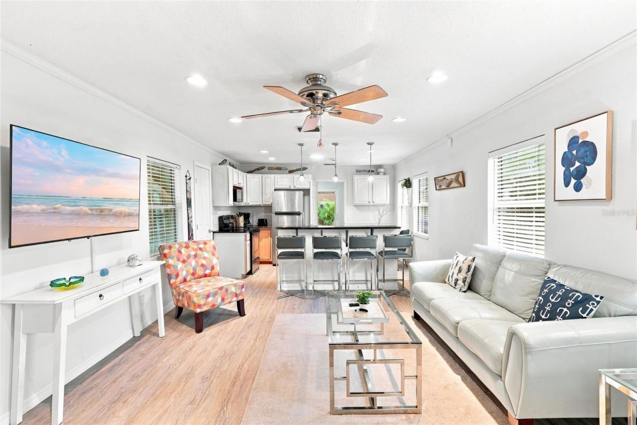 13123 4th Street E, Madeira Beach, FL 33708 Photo