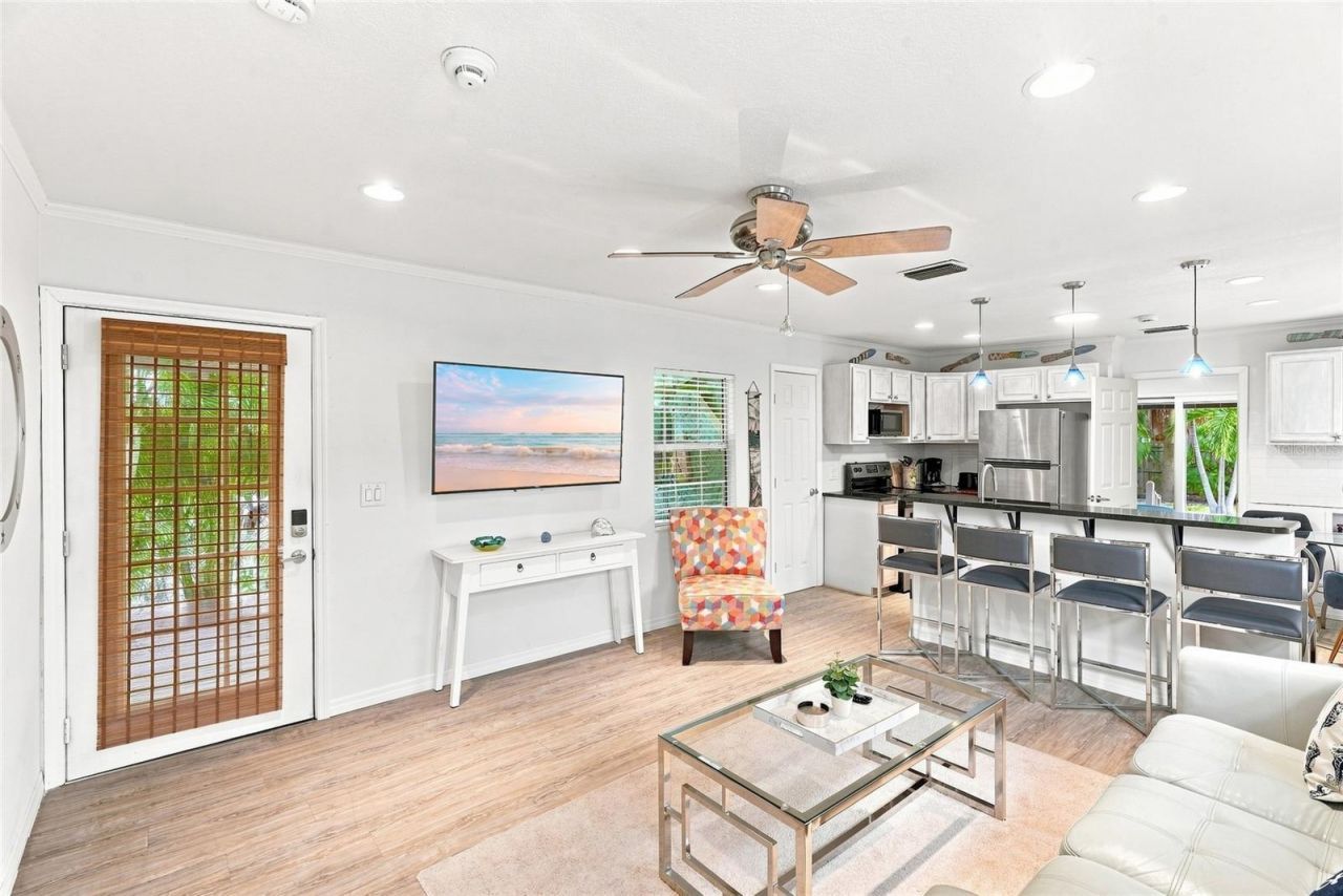 13123 4th Street E, Madeira Beach, FL 33708 Photo