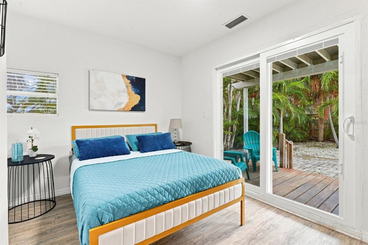 13123 4th Street E, Madeira Beach, FL 33708 Photo