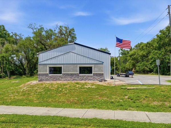 490 SMITH STREET , BROOKSVILLE, FL 34601