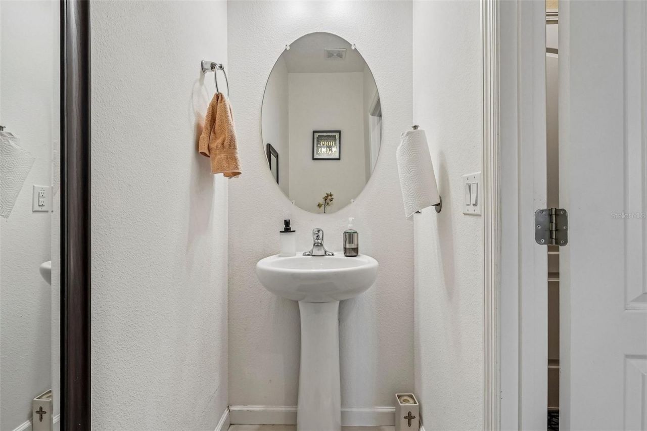 16700 Abbey Hill Court , Clermont, FL 34711 Photo