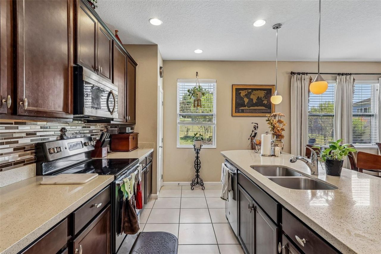16700 Abbey Hill Court , Clermont, FL 34711 Photo