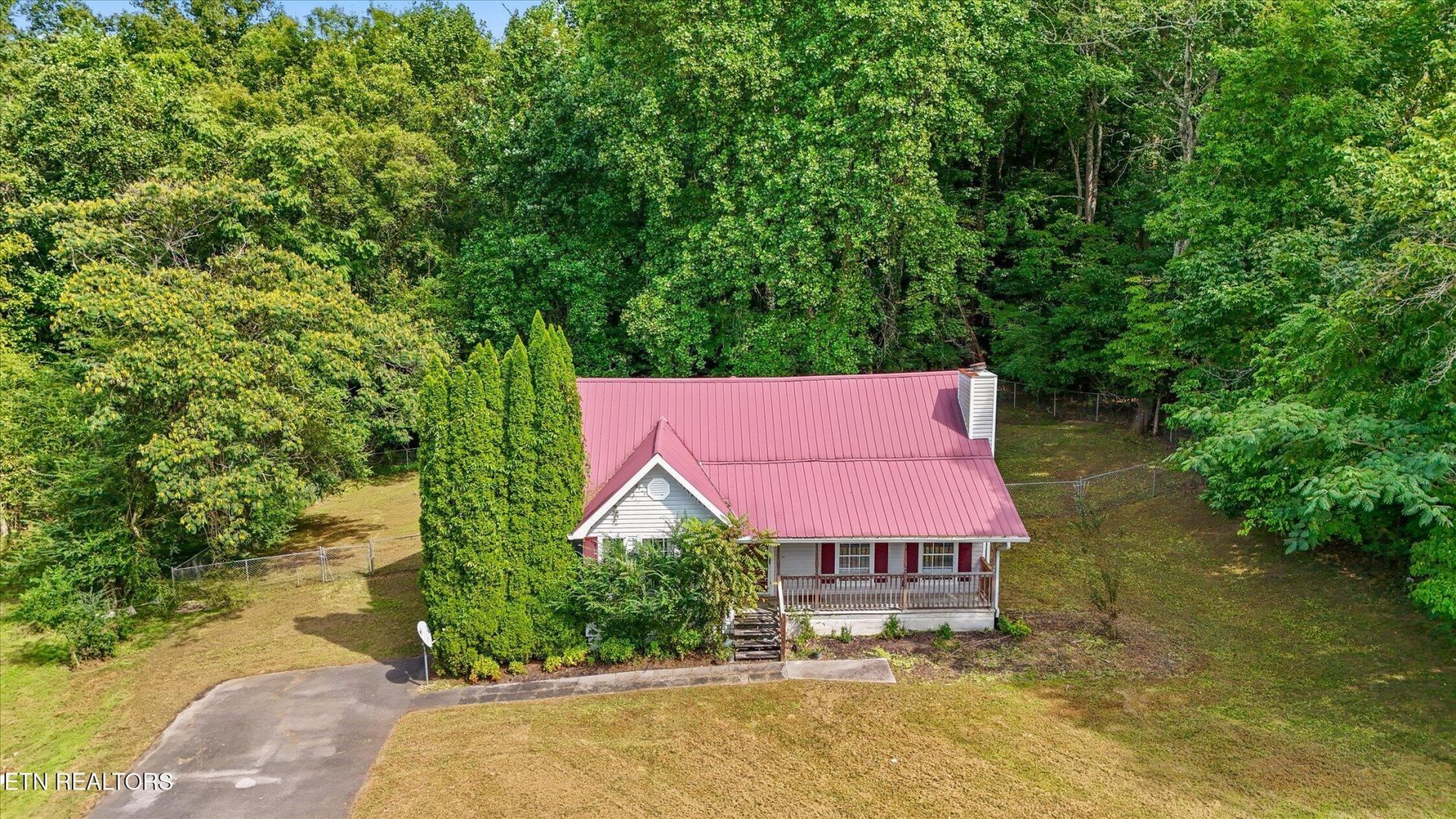 14319 Bluffview Drive, Birchwood, TN 37308 Main Photo