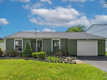 242 Sundridge Drive , Amherst, NY 14228
