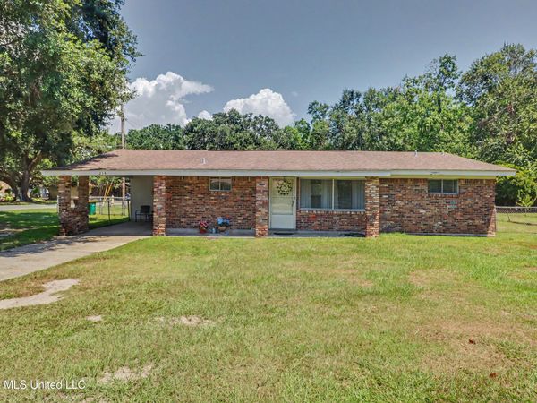 214 Harris Avenue, Long Beach, MS 39560