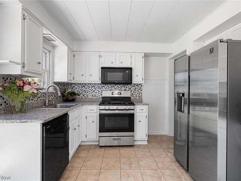 10810 Windham Road , Parma, OH 44130 Photo 7