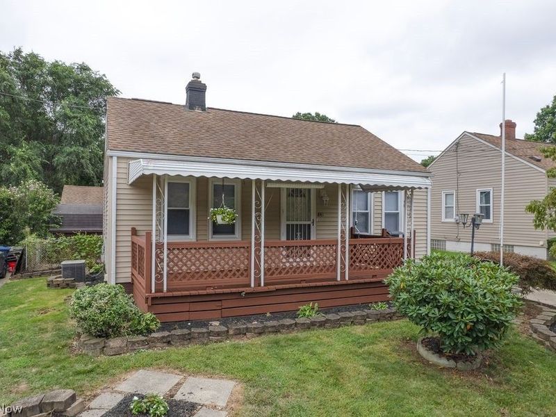 841 Caddo Avenue , Akron, OH 44305 Photo 2