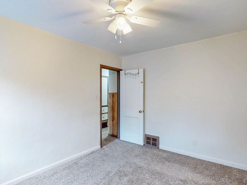 841 Caddo Avenue , Akron, OH 44305 Photo 24