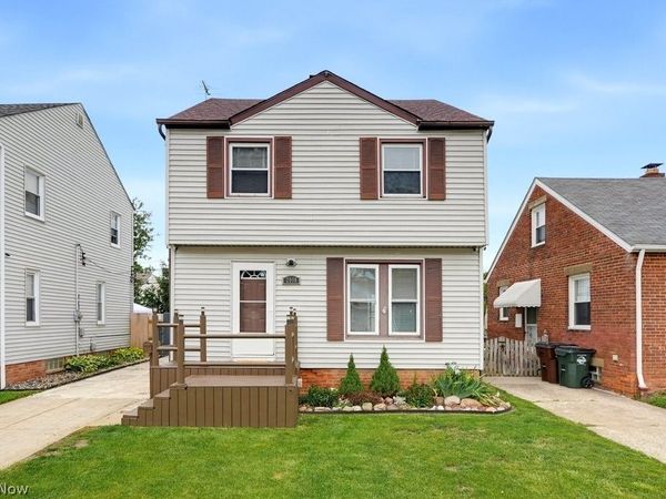 2918 Parklane Drive , Parma, OH 44134