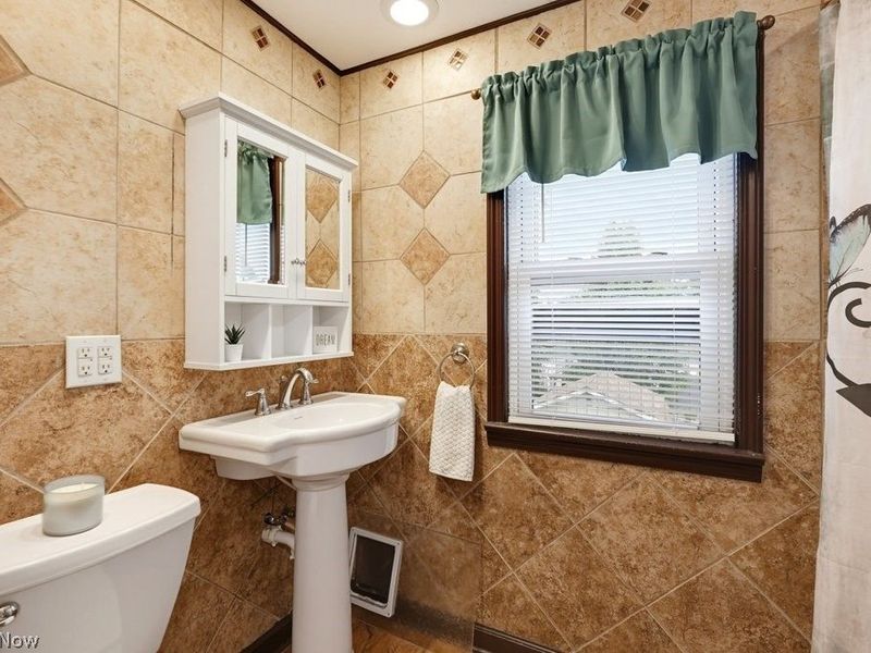 2918 Parklane Drive, Parma, OH 44134 Photo 14