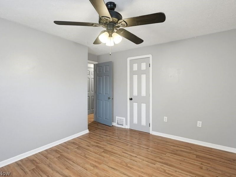 2918 Parklane Drive, Parma, OH 44134 Photo 19