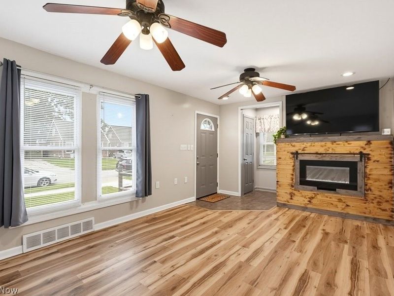 2918 Parklane Drive, Parma, OH 44134 Photo 6