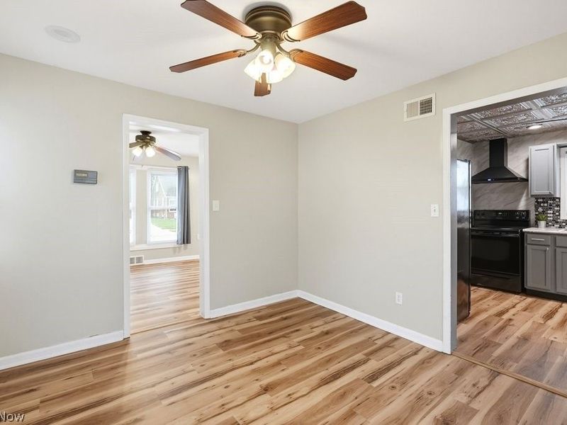 2918 Parklane Drive, Parma, OH 44134 Photo 9