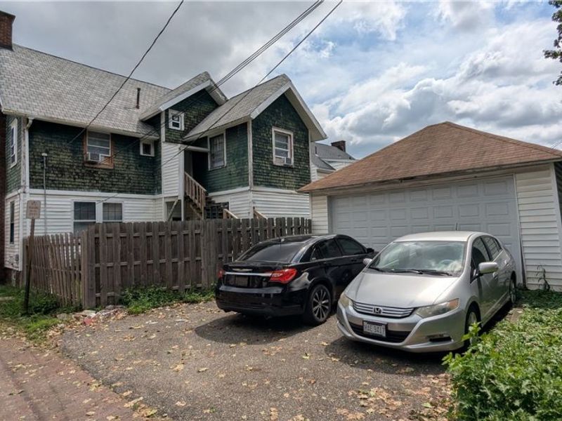 1411 Yale NW, Canton, OH 44703 Photo 2