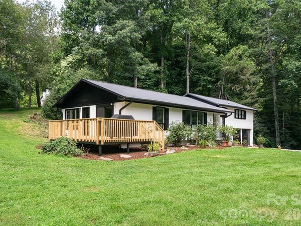 360 Pinners Cove Road , Asheville, NC 28803