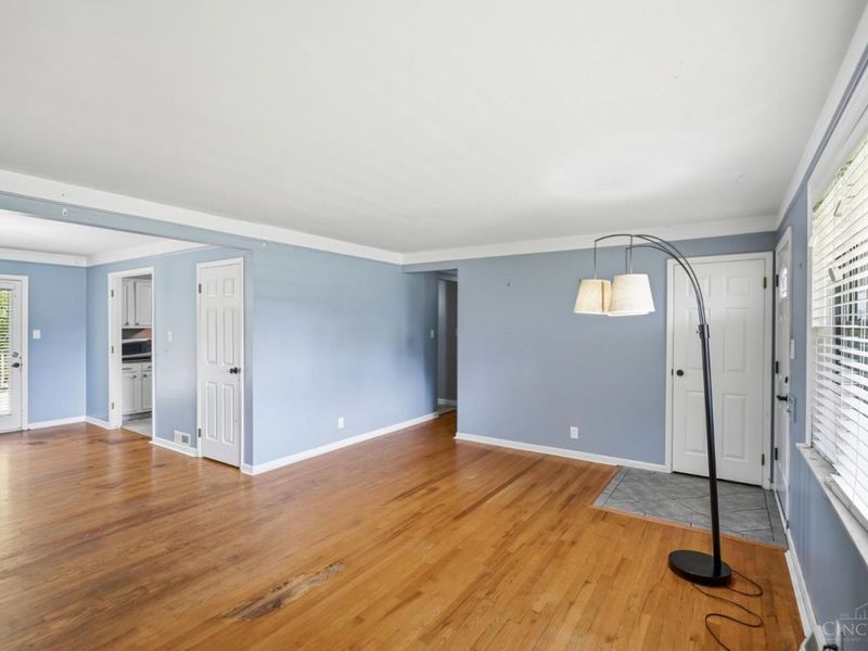 3641 Gailynn Drive, Cincinnati, OH 45211 Photo 7