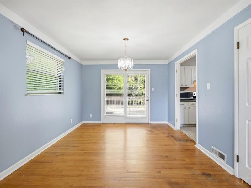 3641 Gailynn Drive, Cincinnati, OH 45211 Photo 8