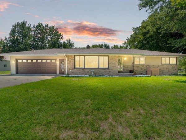4874 E Grand River Avenue, Portland, MI 48875