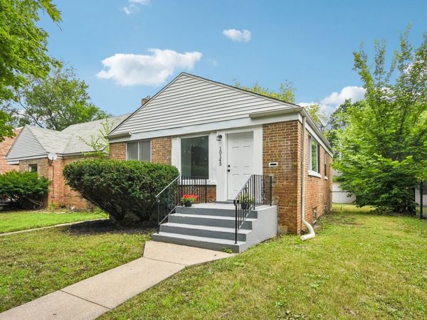 10145 S Bensley Avenue , Chicago, IL 60617