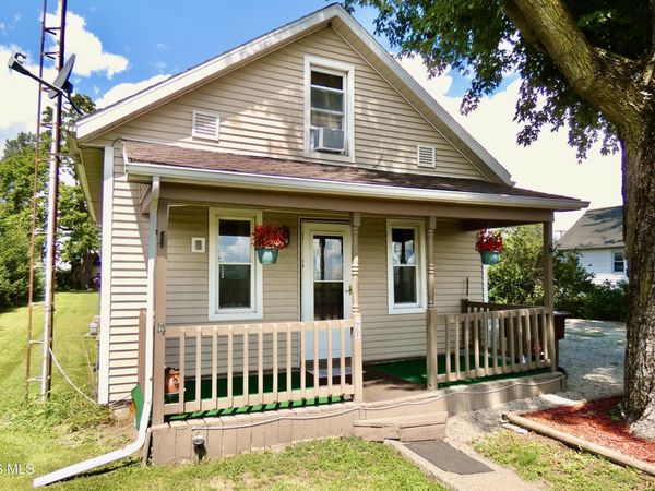 490 Fisher Street , Napoleon, OH 43545