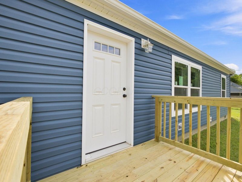 18428 Laurel Street , Laurelville, OH 43135 Photo 2