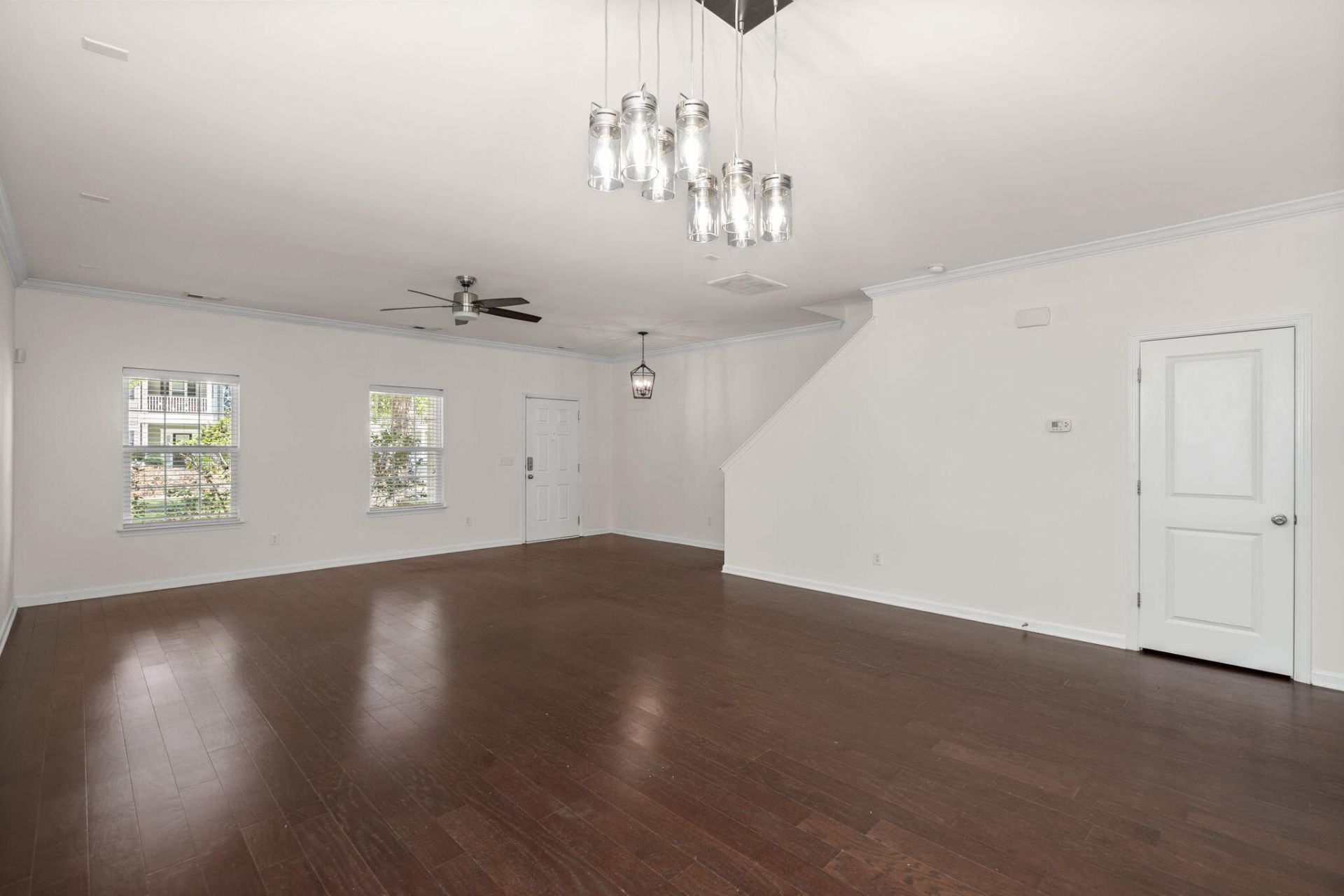 1806 Towne Street Photo 10