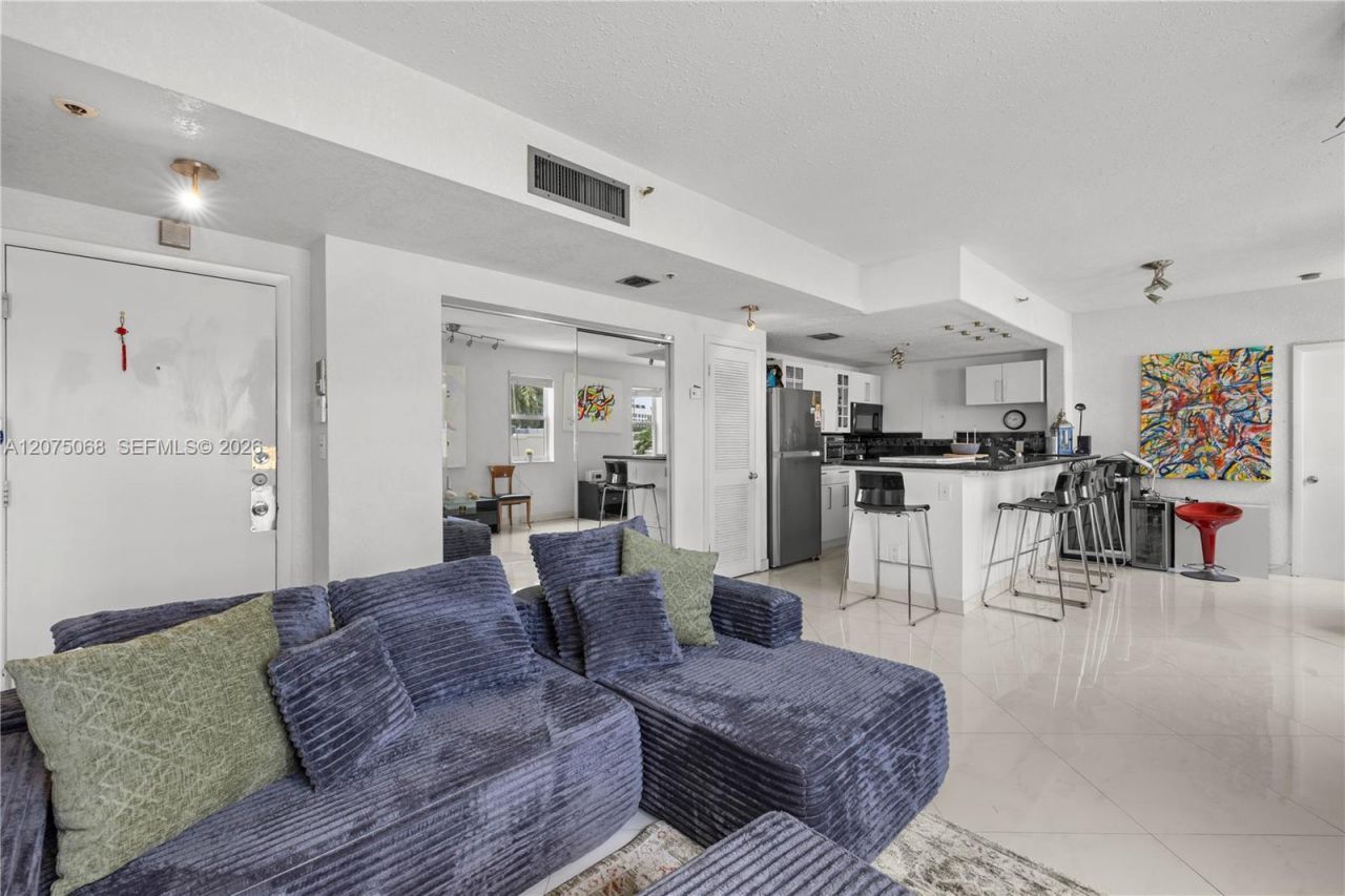 802 Euclid Ave , Unit 305, Miami Beach, FL 33139 Photo