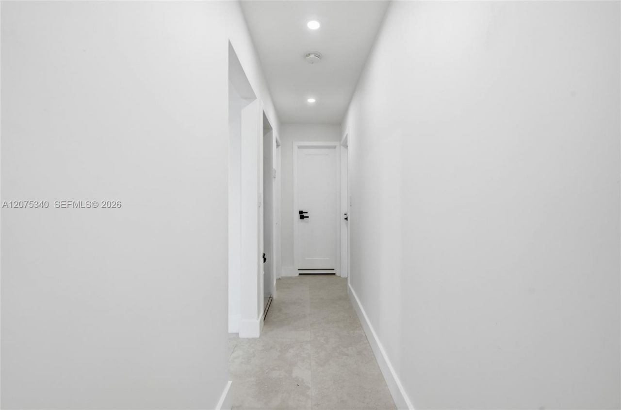 275 W 13th St , Hialeah, FL 33010 Photo