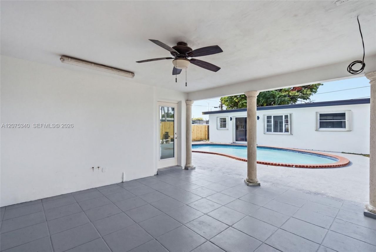 275 W 13th St , Hialeah, FL 33010 Photo