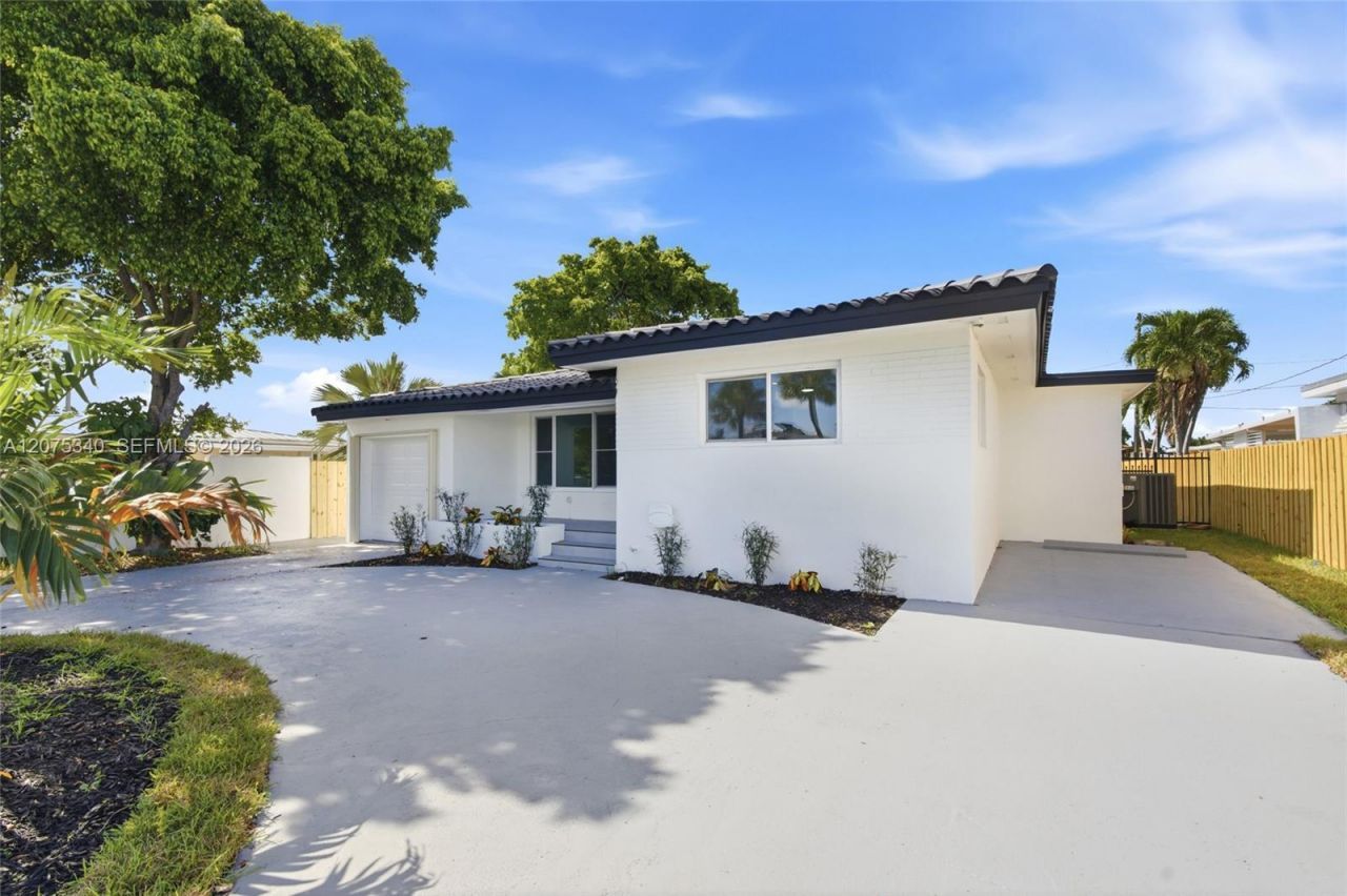 275 W 13th St , Hialeah, FL 33010 Photo