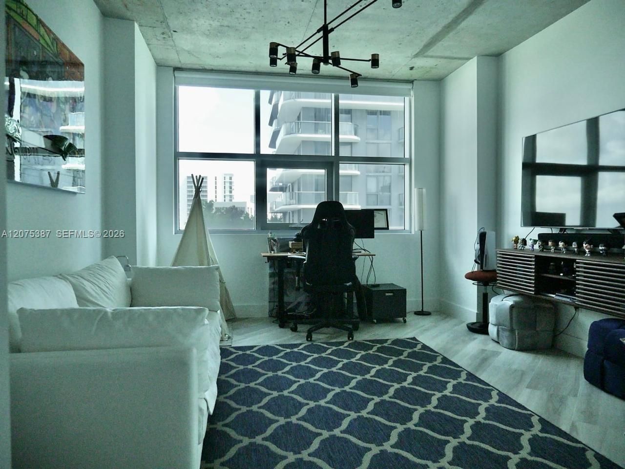 3301 NE 1st Ave, Unit H0915, Miami, FL 33137 Photo