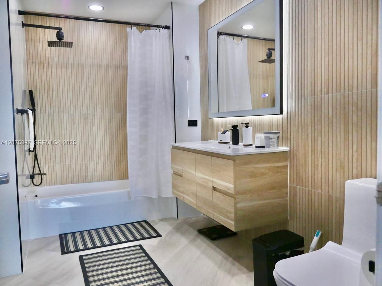 3301 NE 1st Ave, Unit H0915, Miami, FL 33137 Photo