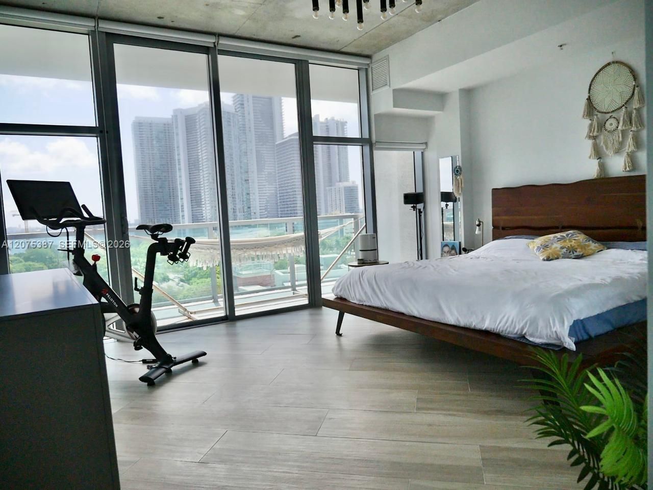3301 NE 1st Ave, Unit H0915, Miami, FL 33137 Photo