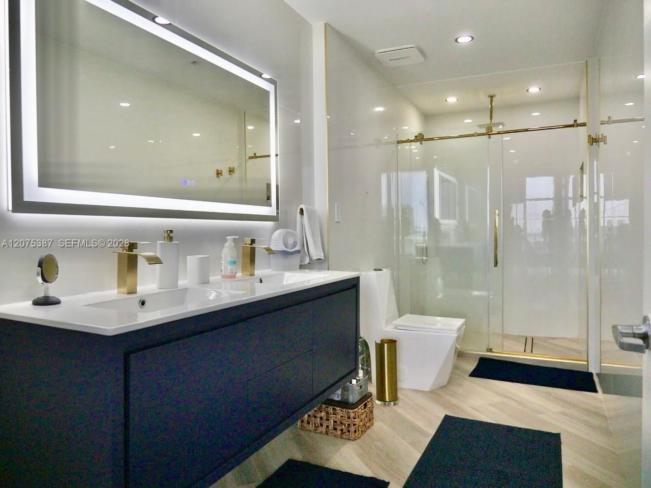 3301 NE 1st Ave, Unit H0915, Miami, FL 33137 Photo