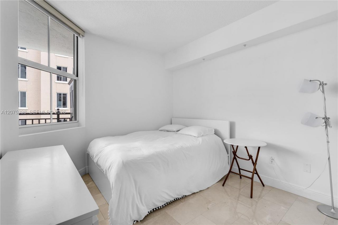 357 Almeria Ave, Unit 1105, Coral Gables, FL 33134 Photo