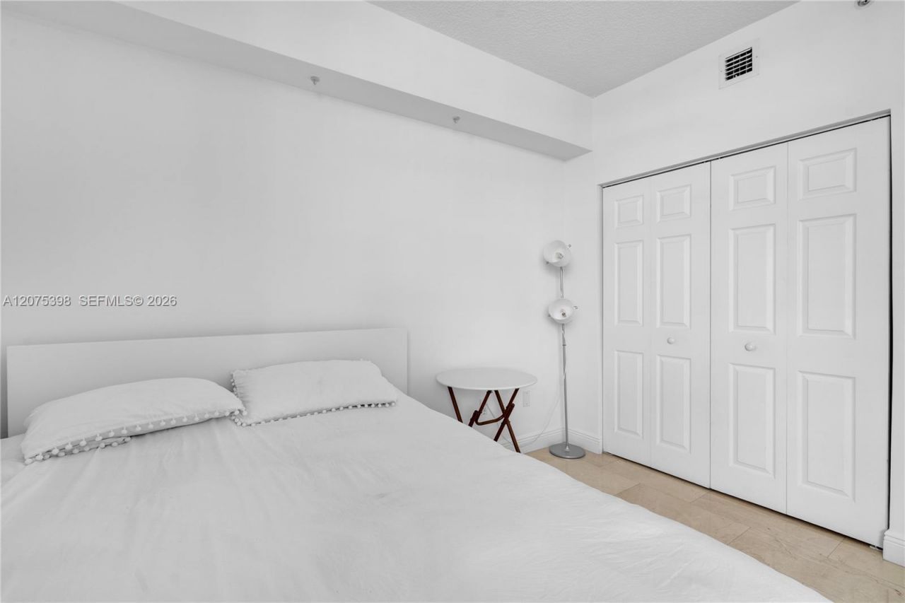 357 Almeria Ave, Unit 1105, Coral Gables, FL 33134 Photo