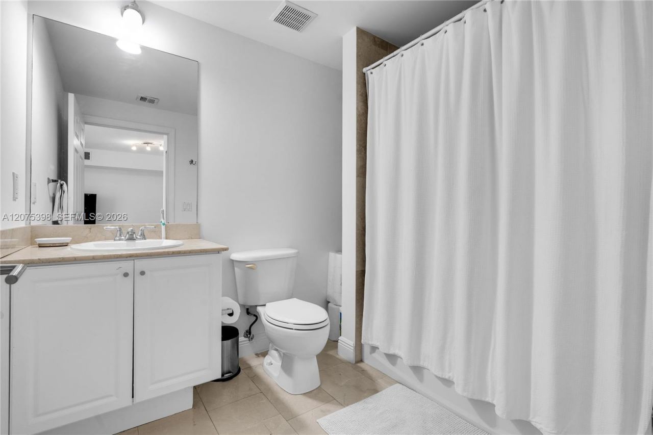 357 Almeria Ave, Unit 1105, Coral Gables, FL 33134 Photo