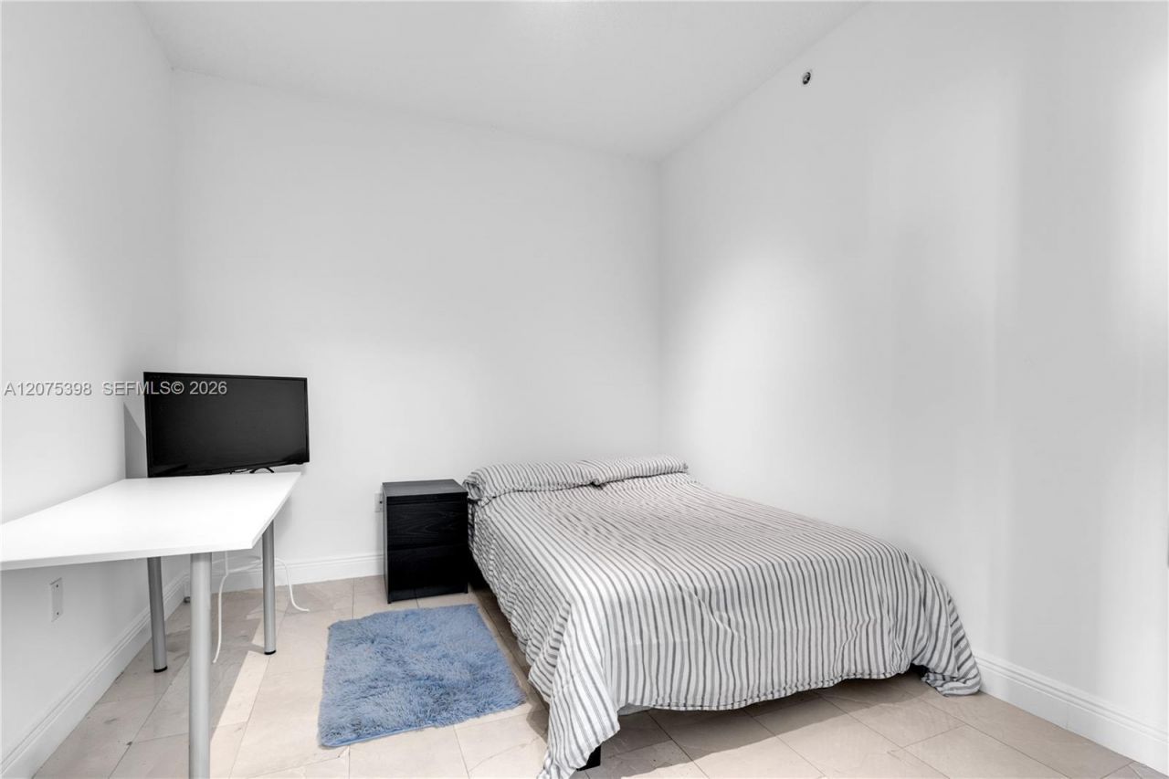 357 Almeria Ave, Unit 1105, Coral Gables, FL 33134 Photo