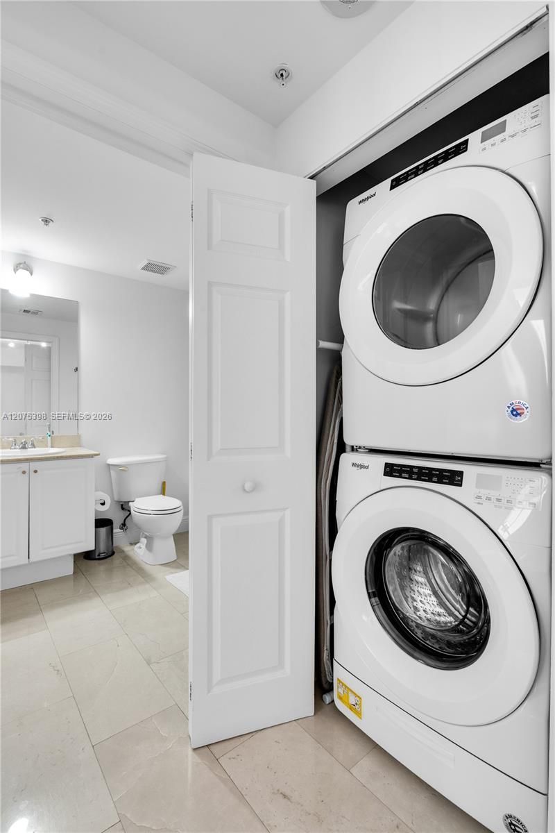357 Almeria Ave, Unit 1105, Coral Gables, FL 33134 Photo