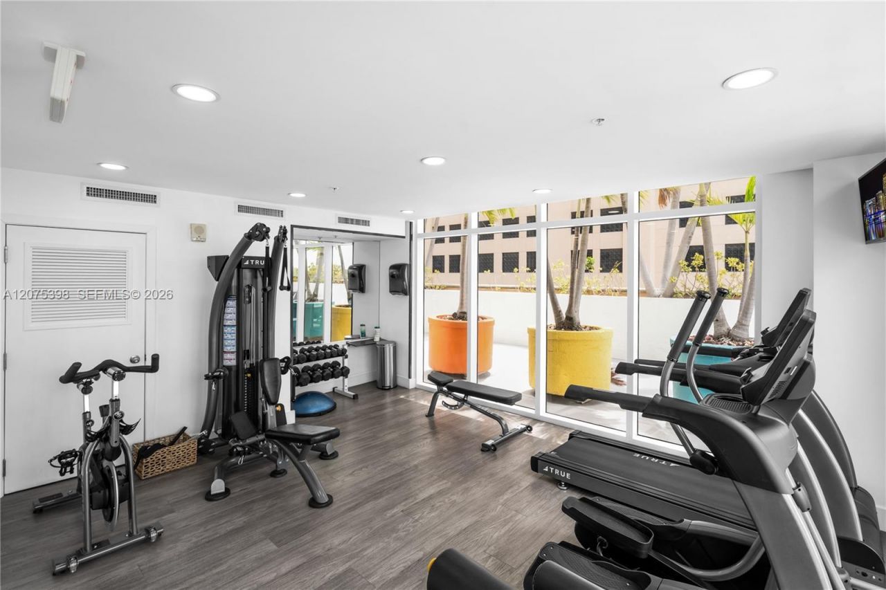 357 Almeria Ave, Unit 1105, Coral Gables, FL 33134 Photo
