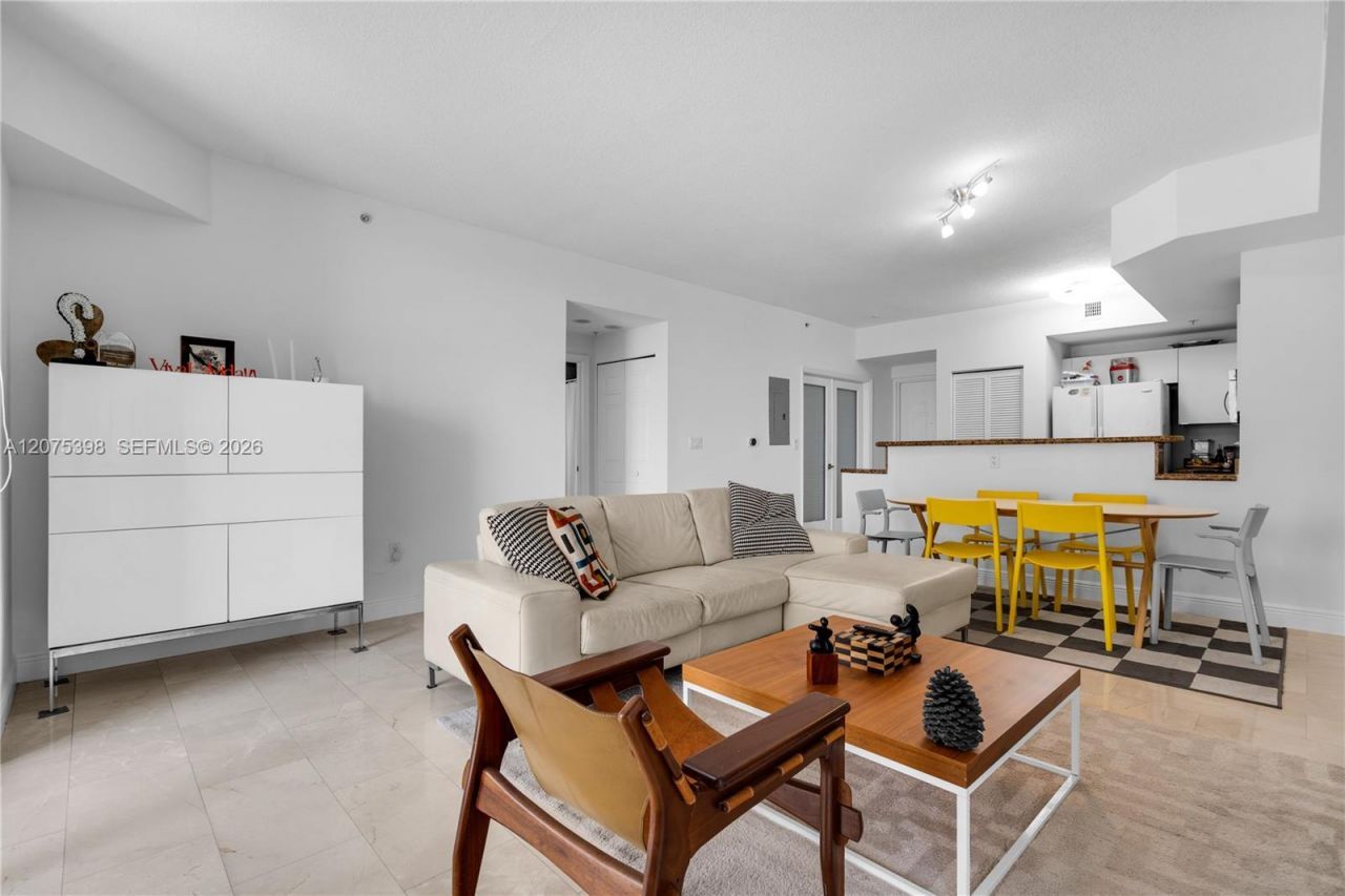 357 Almeria Ave, Unit 1105, Coral Gables, FL 33134 Photo