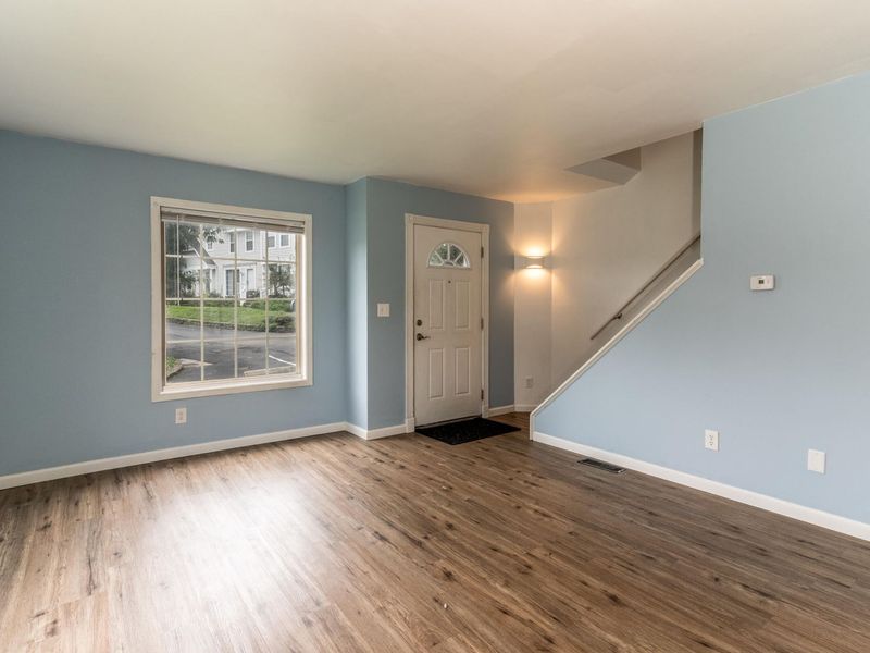 323 Bluegrass Avenue, Southgate, KY 41071 Photo 3